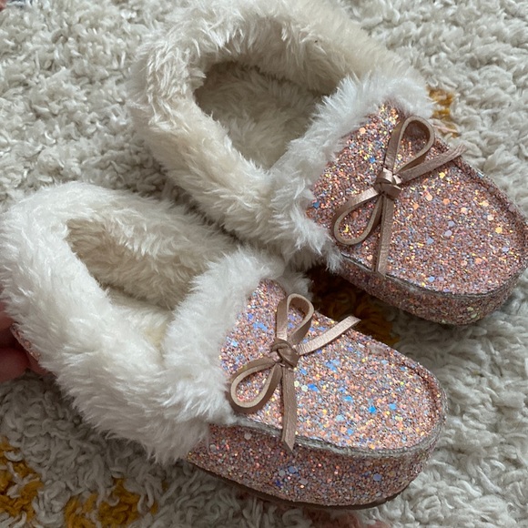 Target Shoes Toddler Girl Slippers Poshmark